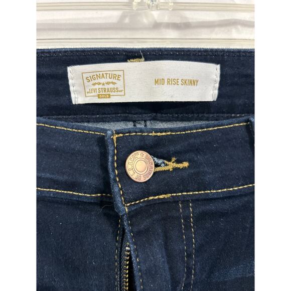Levi Strauss Jean Women's 34w NWOT "Signature" - Picture 4 of 5
